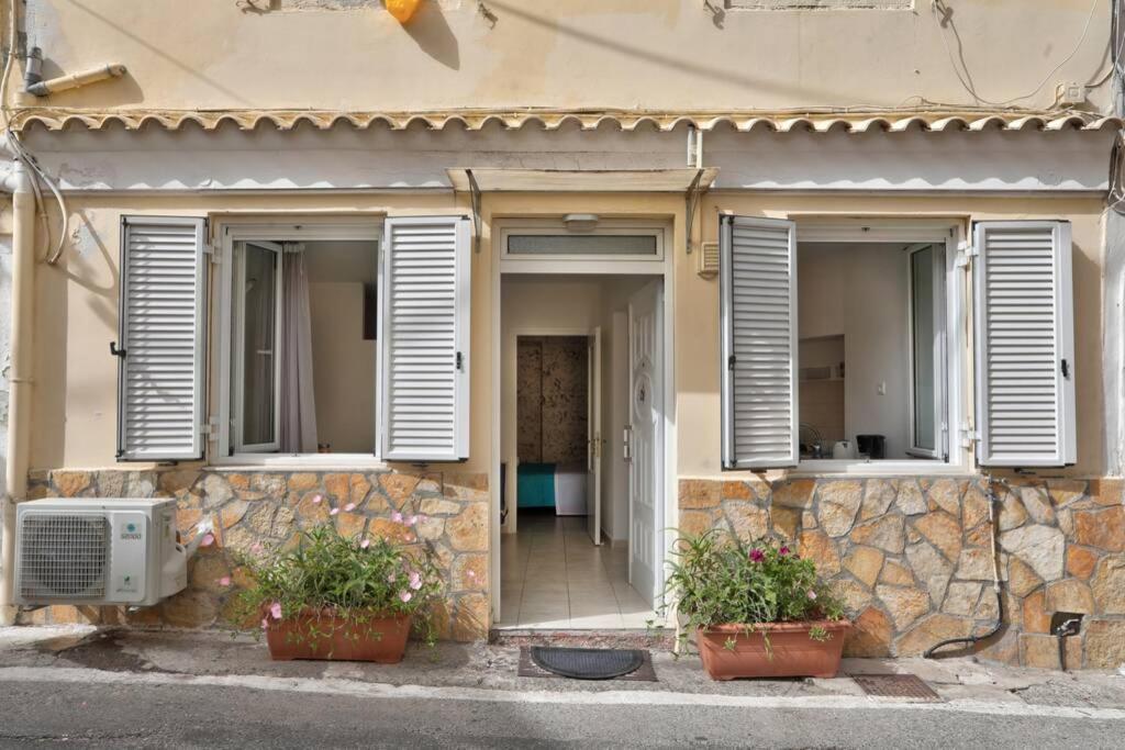 Апартаменты Cute 1Bd Apt Near Corfu Port & Town Экстерьер фото